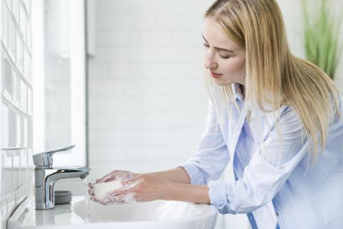 Какие маски и кремы могут помочь улучшить внешний вид рук. Домашний уход за руками