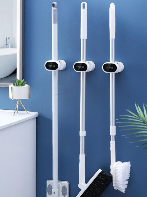 Какие уборные принадлежности нужны для ухода за квартирой. Грамотное обустройство санузла. Топ-3 товаров для дополнения туалетной комнаты