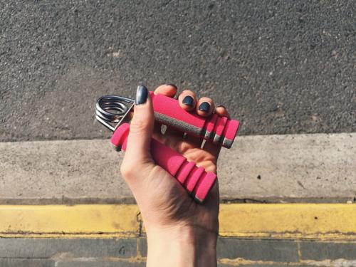 Эффективные упражнения для накачки больших рук без похода в спортзал 13